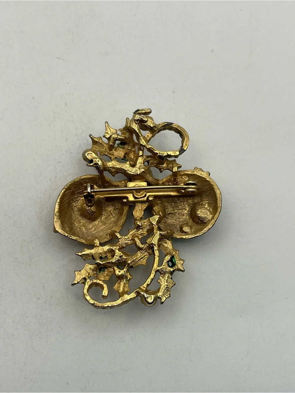 Christmas ornaments baubles gold tone multi colored rhinestones brooch pin